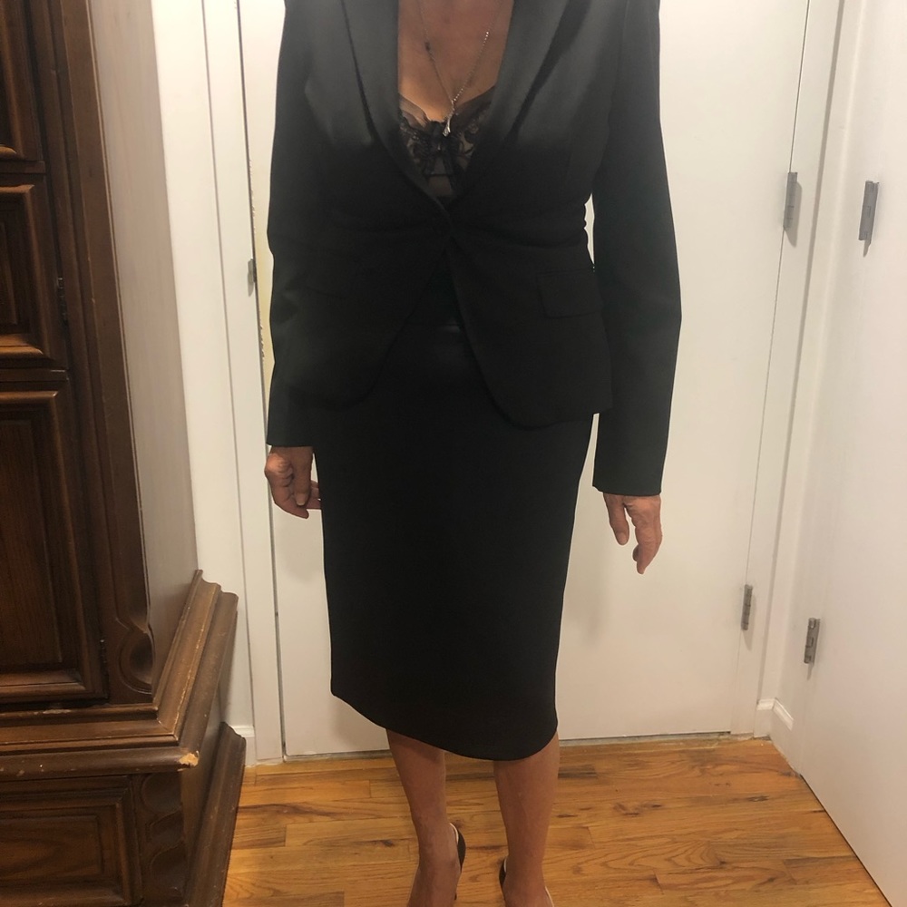 Express Cropped Jacket. Size 4 - Picture 6 of 10